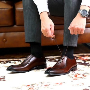 Chaussures habillées de luxe pour hommes en cuir de veau véritable haut de gamme, tendance, pour affaires et soirées, fabriquées à la main en Italie par Goodyear, à lacets, toutes saisons, style Oxford - Product Image 6