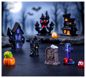 Personnages de dessins animés résine Halloween trucs château sanglant-croix corbeau mal citrouille pierre tombale noir Micro <span class=keywords><strong>Figurine</strong></span> jouets 3D ornements - Product Image 5