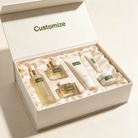 Boîte de soin de la peau blanche personnalisée de luxe avec logo, doublure en satin, boîte cadeau rigide en carton magnétique pour l'emballage d'un ensemble cosmétique de 5 pièces
