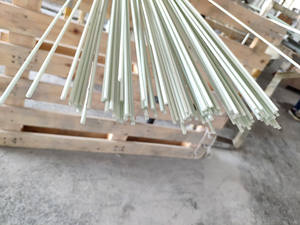 Круглые стержни из стекловолокна GRP/FRP-небьющиеся гибкие стойки, естественного цвета из стекловолокна для сельского хозяйства и маркировки - Product Image 4