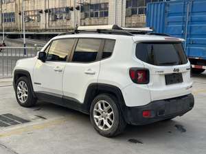 <span class=keywords><strong>Jeep</strong></span> <span class=keywords><strong>Renegade</strong></span> Sport Usado - Product Image 2