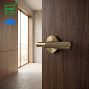 <span class=keywords><strong>มือ</strong></span><span class=keywords><strong>จับ</strong></span><span class=keywords><strong>ประตู</strong></span>ดีไซน์ Doorplus สีบรอนซ์<span class=keywords><strong>โบราณ</strong></span> ทำจากทองเหลืองแท้ พร้อมลูกบิดแบบมีลาย สำหรับห้องนอน/ห้องน้ำ ชุดมือ<span class=keywords><strong>จับ</strong></span><span class=keywords><strong>ประตู</strong></span>ทรงกลมพร้อมระบบล็อค - Product Image 2