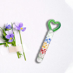 Tapón Anal Vaginal de Vidrio de Borosilicato Alto con Forma de Corazón de Diente de León, Partículas Grandes, Fricción para el Pene, 100% Impermeable, 215x56mm - Product Image 1