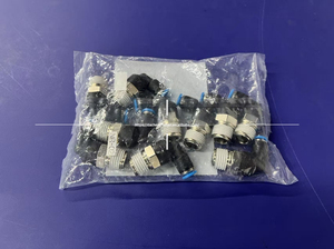 New Original QS Series Push-in L-fitting QSL-1/4-4(190659) FESTOS QS Series Push-in L-fitting QSL-1/4-4(190659) FESTOS - Product Image 2