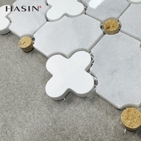 Carrelage Mosaïque Moderne en Pierre Naturelle Résistante à l'Usure, Motif Floral, Découpé au Jet d'Eau, pour la Décoration de Sols Intérieurs (Salon, Hôtel, Villa, Piscine)