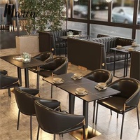 Ensemble de restaurant en cuir et bois français pour hôtel, table et chaises commerciales 4 places