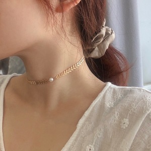 Gargantilla Elegante 2025 para Mujer, Diseño de Espiga de Trigo y Rama de Olivo con Perlas, Cadena Corta para Clavícula - Product Image 2