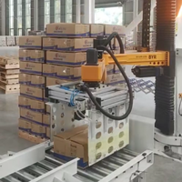 Robot de palettisation de type colonne industrielle, machine de palettisation automatique de boîtes en carton avec pince de préhension pour ligne d'emballage