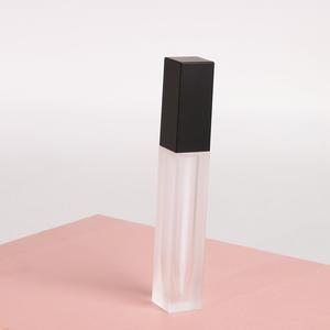 Tubes de brillant à lèvres vides en plastique carré, 7 ml, finition mate, blanc, noir, <span class=keywords><strong>rose</strong></span>, givré, transparent, avec applicateur doe foot, pour huile à lèvres et lip tint - Product Image 5