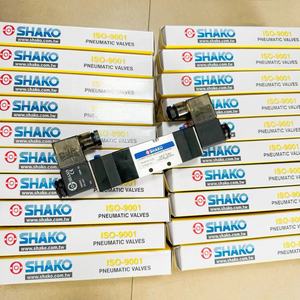 โซลินอยด์วาล์ว Shako PU530 02 D DC24V 5/3 ทาง 5 ทาง 3 ตำแหน่ง แบบโซลินอยด์คู่ - Product Image 1