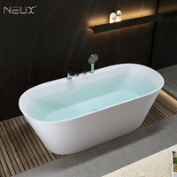 Baignoire autoportante moderne en acrylique blanc pour salle de bain d'hôtel avec fonction massage, design portable et drain intégré