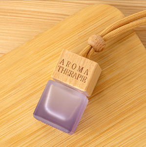 Personalizzabile Logo 8ml deodorante per auto con bottiglia di vetro colorato appena lanciato per una diffusione efficace - Product Image 2