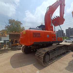 Excavadora Hitachi Zaxis 210 2023, Pocas Horas de Trabajo, Usada, Motor Kawasaki de 21 Toneladas, Capacidad de Cucharón de 0.91m, Movimiento de Tierras en Construcción - Product Image 5