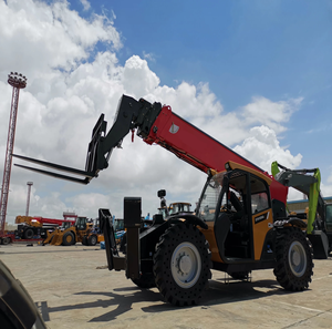 NUEVO Cargador telescópico Capacidad de elevación <span class=keywords><strong>4.5ton</strong></span> Carretilla elevadora telescópica STH1056 STH1056A1/A2 Carretilla elevadora telescópica - Product Image 3