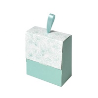 Petite boîte cadeau de Noël, boîtes à bonbons rouges, boîtes rondes pour cadeaux avec rubans pour les fêtes de mariage et d'anniversaire