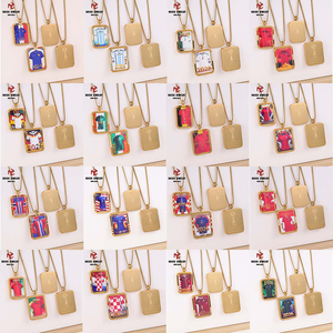 Collana da Uomo a Tema Calcio in Acciaio Inossidabile, Gioielli con Ciondolo a Forma di Pallone da Calcio per Uomo - Product Image 1