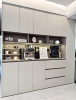 Buffet moderne, armoire de rangement en bois sur mesure avec éclairage LED et porte vitrée pour salle à manger