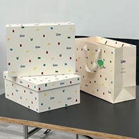 Ensemble de sacs shopping en papier imprimés numériquement de luxe haut de gamme, boîte cadeau magnétique personnalisée pour parfum, mariage, avec logo pour les invités