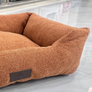 Camas para perros Diseño personalizado Logo Oem A prueba de arañazos Alta prima Indestructuble Lujo Rectángulo Cama para perros Fabricantes - Product Image 3