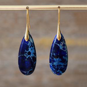 रॉयल ब्लू प्राकृतिक पत्थर समुद्र Sedient जैस्पर महिला <span class=keywords><strong>Chunky</strong></span> अश्रु महिलाओं Huggie कान की बाली जेम स्टोन ज्वैलरी - Product Image 1