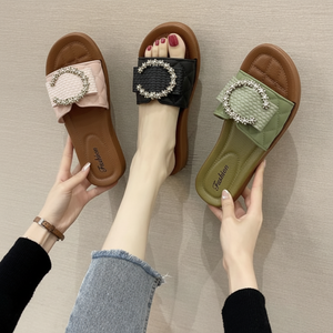 บ้านสำหรับรองเท้าแตะนุ่มสบายสำหรับพื้นทรายนุ่มวันที่อากาศหนาว-รู้สึกเหมือนเหยียบบนอึ-INS - Product Image 1