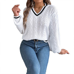 Suéter Personalizable de Punto Grueso con Cuello en V, Estilo Clásico y Moderno, Bloques de Color, Otoño-Invierno 2026 - Product Image 3