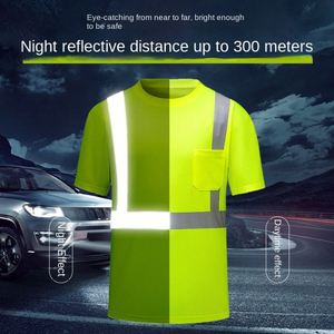T-shirt de sécurité réfléchissant à manches courtes en maille respirante jaune fluorescente de classe 2 ANSI, personnalisable avec logo, pour travaux routiers - Product Image 2