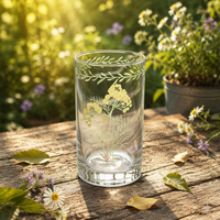 Verre à eau droit transparent avec imprimé floral vintage lavande et papillons, pour jus et boissons