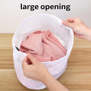 Bolsa de Lavandería de Malla de un Solo Nivel con Logotipo Personalizado, Bolsa de Lavado Cuadrada de Poliéster para Limpieza Personalizada de Ropa, Ropa Interior y Uso en el Baño - Product Image 3