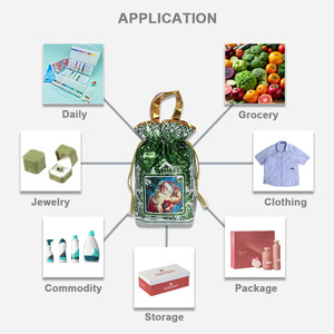 Juego de Bolsas de Regalo Navideñas JUNYI Ecológicas de Tela No Tejida con Cordones, Estilos Surtidos, Bolsas para Envolver Regalos, Bolsas para Detalles de Fiesta - Product Image 3