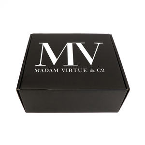 صندوق هدايا فاخر مخصص للساعات من الكرتون المقوى الأسود، أفضل تغليف فاخر للتجارة الإلكترونية مع طباعة نافرة للشحن - Product Image 1