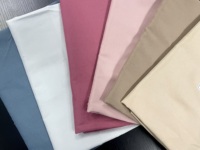 Tissu en sergé de couleur unie 100 polyester et tissu tissé uni, textile de maison en microfibre, tissu de haute qualité pour drap de lit et oreillers