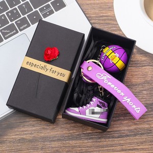 Llavero <span class=keywords><strong>de</strong></span> Zapatillas <span class=keywords><strong>de</strong></span> Baloncesto <span class=keywords><strong>de</strong></span> Jugadores Estrella, Colgante para Mochila <span class=keywords><strong>de</strong></span> Kobe, Curry, James, Set <span class=keywords><strong>de</strong></span> Regalo para Estudiantes, Souvenir, Diseño Deportivo Eterno - Product Image 2