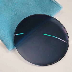 <span class=keywords><strong>1.56</strong></span> chống màu xanh photogrey <span class=keywords><strong>HMC</strong></span> màu xanh cắt đơn tầm nhìn ống kính quang học với màu sắc rõ ràng photochromic grey lớp phủ màu xanh lá cây - Product Image 5