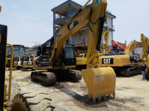 รถขุดมือสอง CAT320D คุณภาพสูง รถขุดไฮดรอลิก Caterpillar 320D สำหรับงานดีเยี่ยม กำลังลดราคา - Product Image 6
