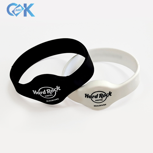 Factory Price Writable Waterproof Passive NFC Bracelet RFID Silicone Wristband