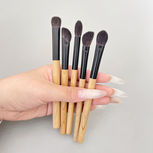 Ensemble de 14 pinceaux de maquillage en poils d'écureuil, faits à la main, manche en bois plat, pour le visage, les yeux, la poudre, les fards à paupières, kit de pinceaux cosmétiques personnalisés - Product Image 4
