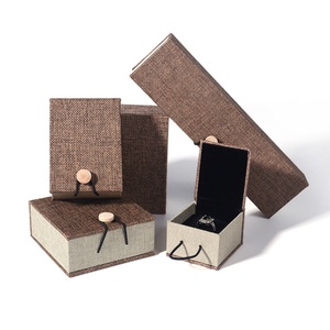 Wholesale Rectangle Vintage Pendant Bracelet Necklace <b>Box</b> Hook and Loop Linen Fabric Wood Buckle <b>Box</b> Packaging Jewelry Cases - Product Image 1