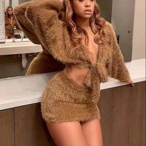 Nuevo Conjunto de Dos Piezas de Felpa para Mujer de Invierno, Top Corto <span class=keywords><strong>con</strong></span> Cordones de Manga <span class=keywords><strong>Larga</strong></span> y Minifalda, Estilo Elegante - Product Image 1