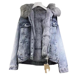 Veste d'hiver <span class=keywords><strong>Manteau</strong></span> <span class=keywords><strong>de</strong></span> fourrure pour dames Veste en jean pour femmes Vêtements <span class=keywords><strong>de</strong></span> sport avec fourrure Meilleure vente à manches longues Bleu 100% Polyester teint - Product Image 1