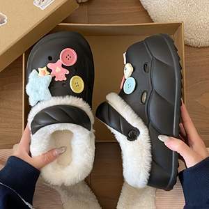 Chaussons d'hiver classiques à bout fermé, antidérapants, à semelle souple, respirants, anti-odeurs, avec dessus et doublure en coton chaud, semelle en caoutchouc, pour usage domestique - Product Image 2