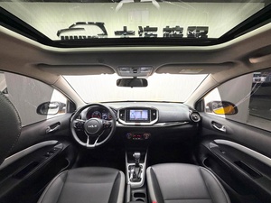 Voiture d'occasion 2021 <span class=keywords><strong>Kia</strong></span> <span class=keywords><strong>Stonic</strong></span> KX1 1.4L Essence <span class=keywords><strong>SUV</strong></span> 30000km Peinture d'origine Conduite à gauche Prête à être expédiée en gros - Product Image 5