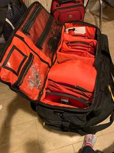 Bolsa de Transporte Tipo Slingbag Negra con Diseño de Camuflaje para Discos de Vinilo de 12 Pulgadas y Equipo, con Ruedas, Equipaje de Mano para DJ - Product Image 5