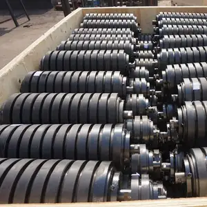 Rubber Conveyor Impact Roller 127mm Dia Steel Pipe Slotted Impact Trough Coal Rubber Idler Roller For Conveyor