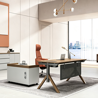 Bureau de direction moderne en forme de L, bureau de PDG, de patron ou de manager, mobilier de bureau de luxe, table d'ordinateur en métal avec tiroirs et armoire