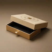 Caja de embalaje de ropa de personalización personal de alta gama, caja de regalo de papel corrugado, zapatos, calcetines, bufanda, gorra, caja de embalaje con LOGO