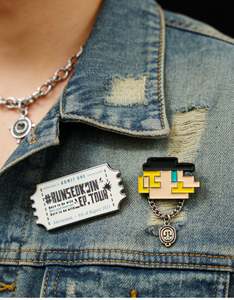 Fabricant de broches personnalisées en émail : badges de revers, étiquettes, broches, épingles en métal dur avec logo, épingles en émail pour vêtements anime et chapeaux ajustés - Product Image 4