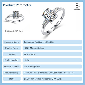 Nhẫn đính hôn Moissanite cắt Emerald bạc Sterling S925 2.2 CTW, 3 viên đá với đá Baguette bên cạnh dành cho nữ - Product Image 2