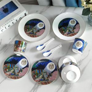 Ensemble tasse et soucoupe en céramique de luxe européen, idéal pour un mariage ou un cadeau de pendaison de crémaillère - Rêve d'une nuit d'été - Product Image 2