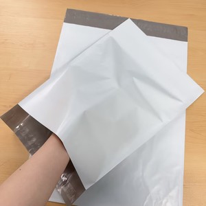 12x16inch Matte White Mailer <b>Bags</b> Customized Logo Plastic Shipping <b>Bag</b> Yoga Clothing <b>Packing</b> Express Mailing <b>Bag</b> for Online Shop - Product Image 6